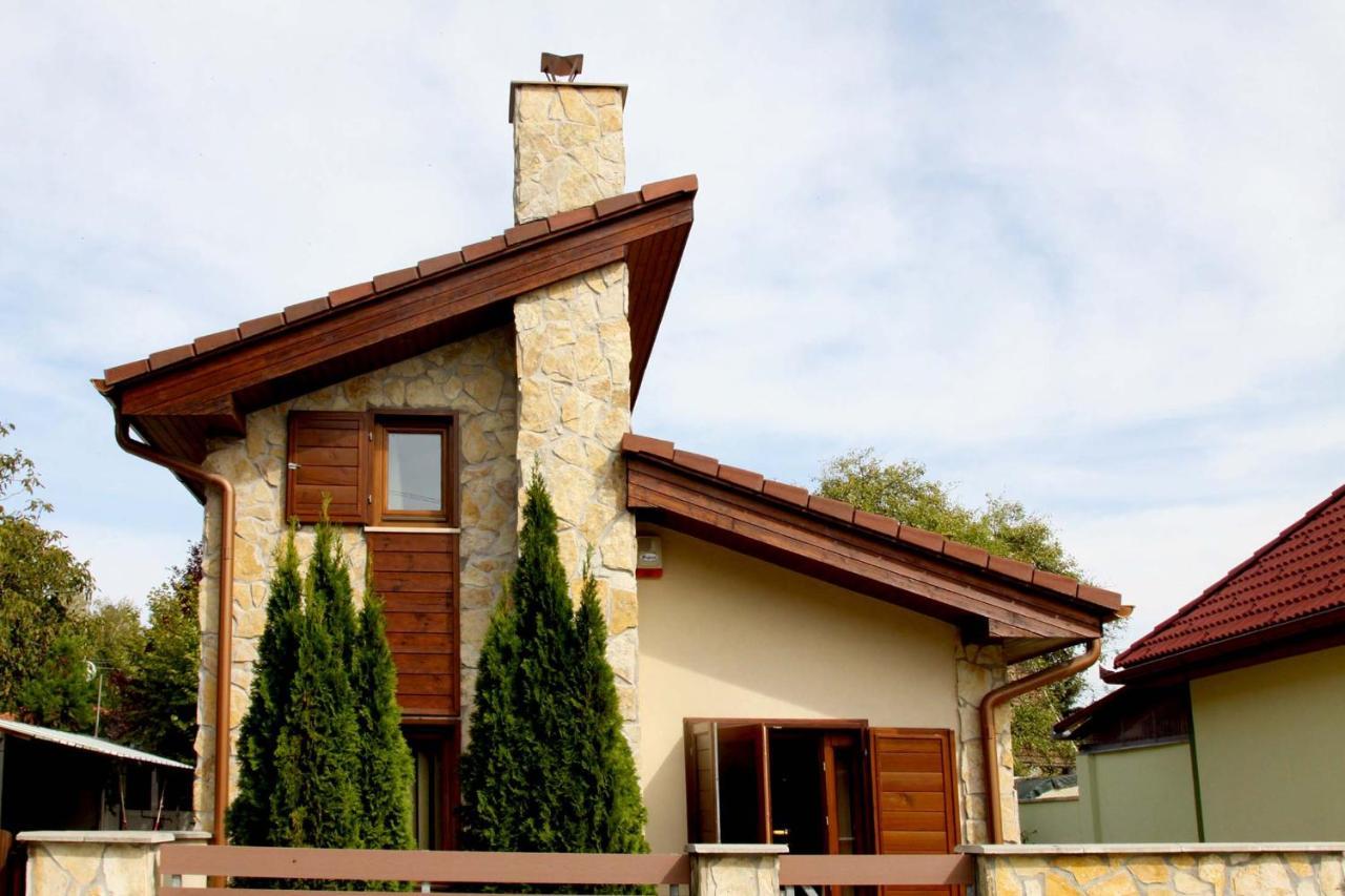 Villa Barraca Dunapataj Exteriör bild