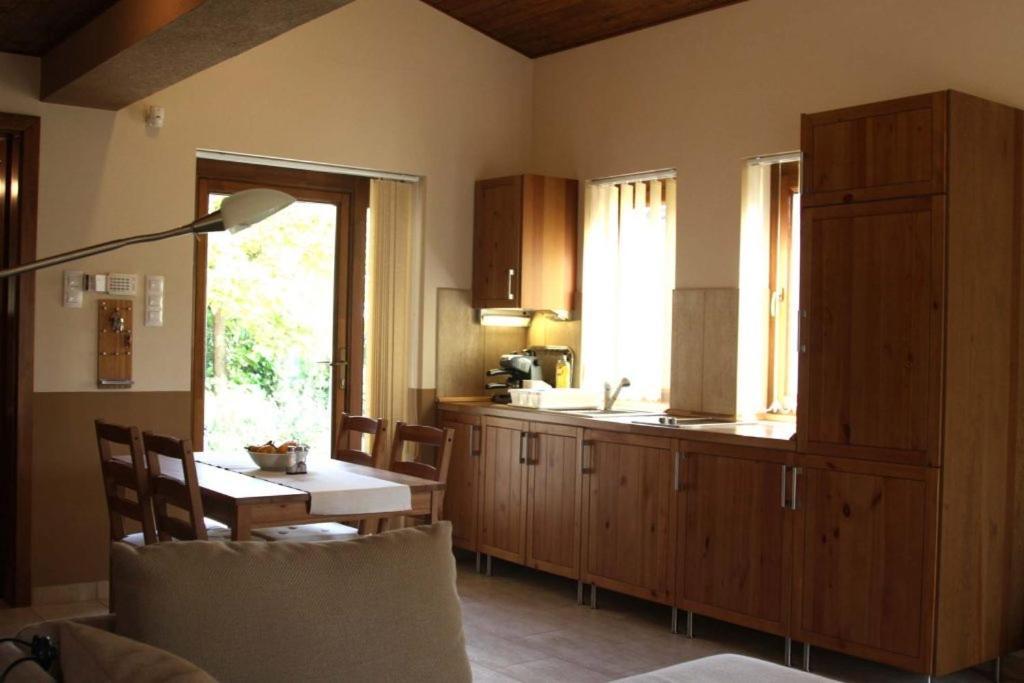 Villa Barraca Dunapataj Exteriör bild